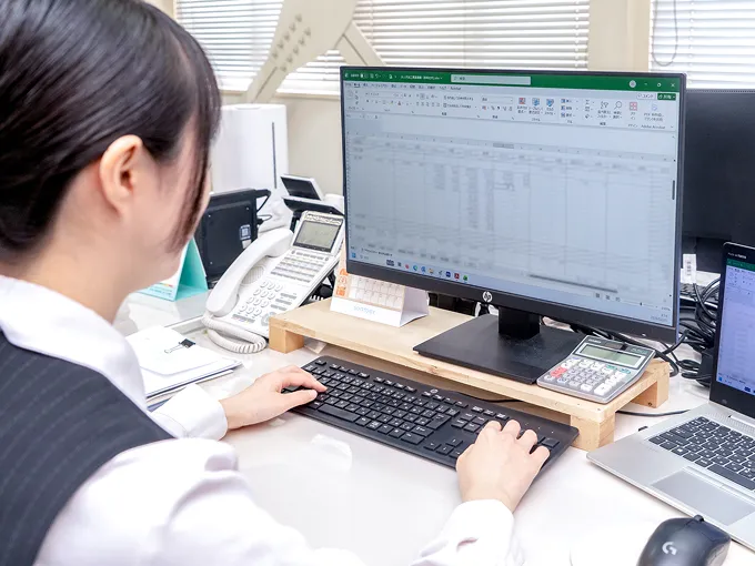経理財務の職種紹介を見る