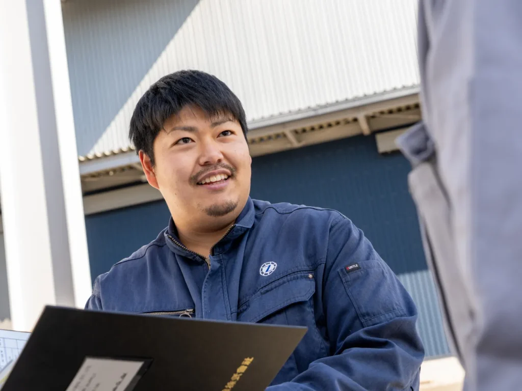 打ち合わせをしている様子